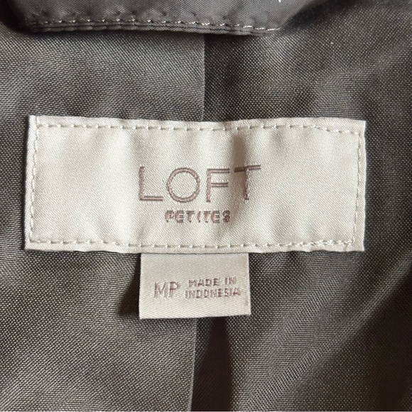 LOFT Quilted Sherpa Funnel Neck Jacket | Cozy Chic Neutral | MP - Picture 6 of 13